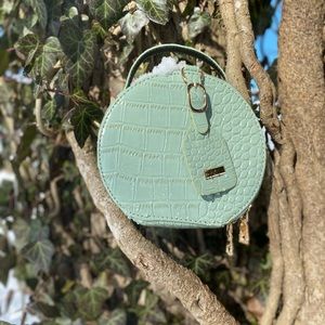 Croc circle handbag